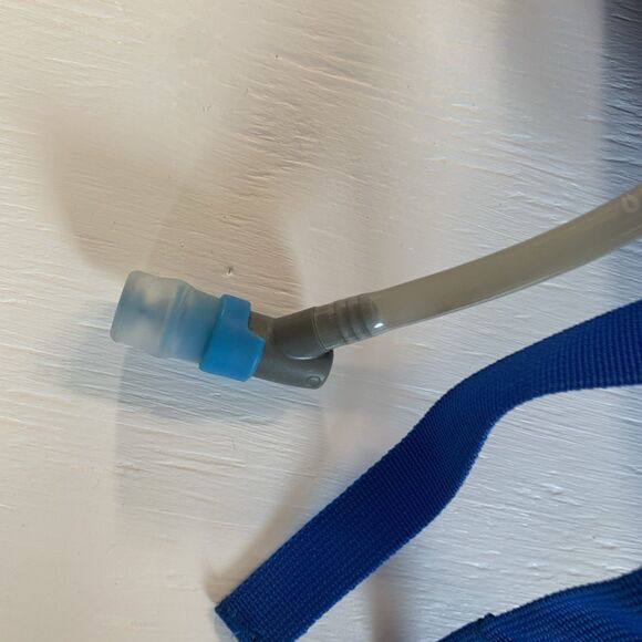 Hydro Flask Down Shift Backpack -14 Liter Water Pocket Hydration Pack Blue - Picture 5 of 15